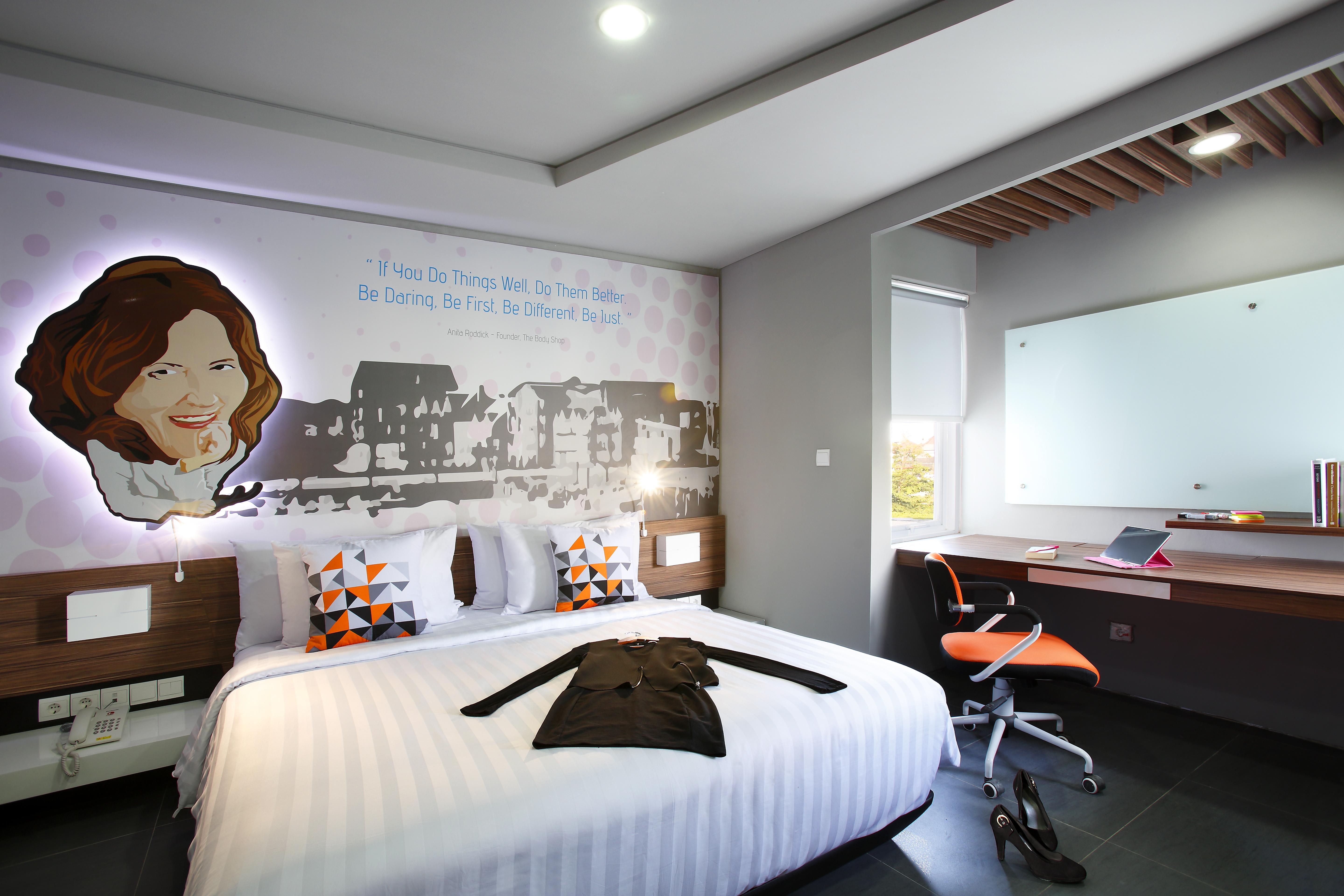Berry Biz Hotel Семиняк Екстериор снимка